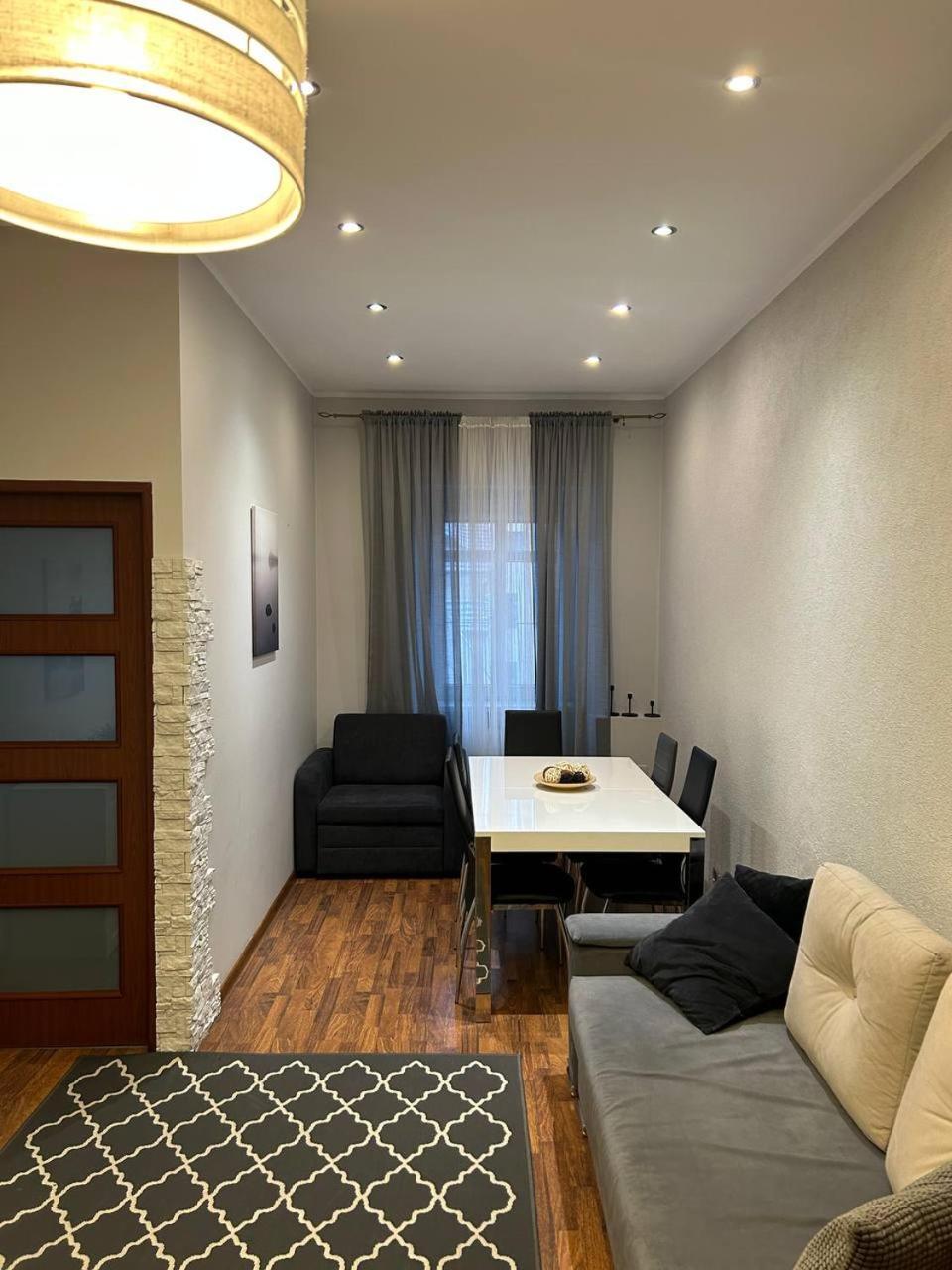 Big Apart - Rynek 8 - Nice View - 3 Rooms - 9 People Wroclaw Ngoại thất bức ảnh